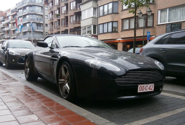 Aston Martin V8 Vantage Roadster