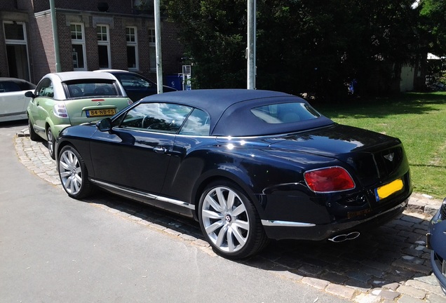 Bentley Continental GTC V8