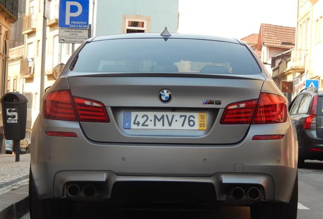 BMW M5 F10 2011