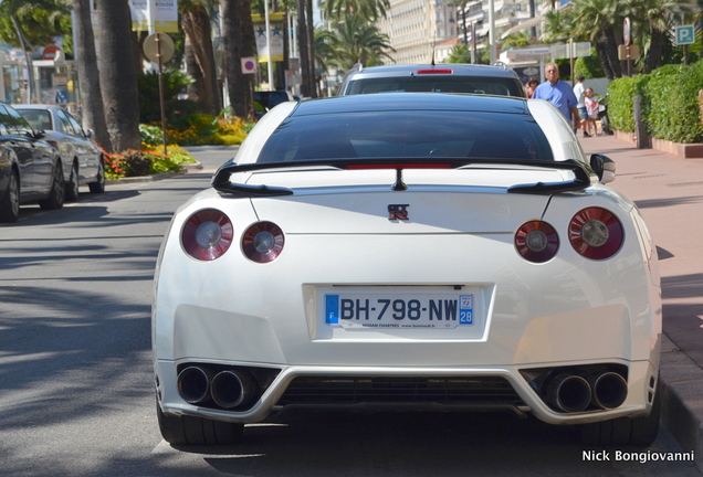 Nissan GT-R 2011