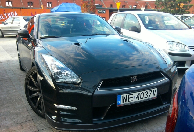 Nissan GT-R 2011