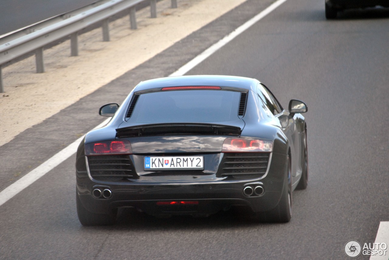 Audi R8