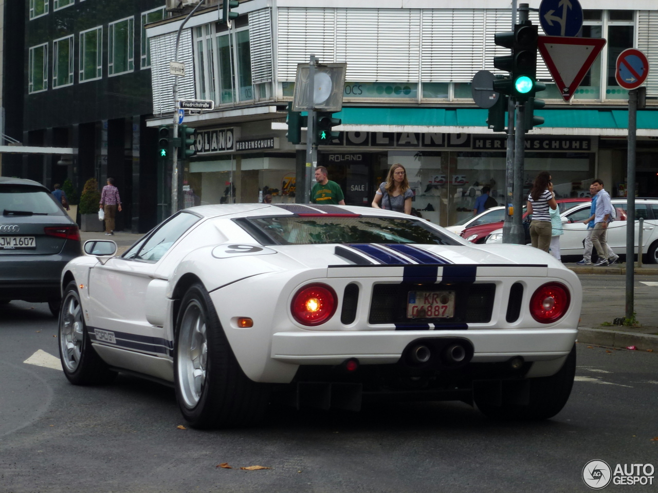 Ford GT