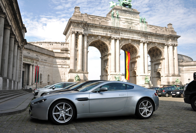 Aston Martin V8 Vantage