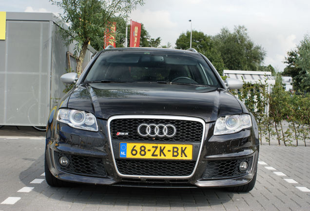 Audi RS4 Avant B7