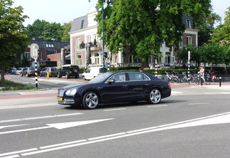 Bentley Flying Spur W12