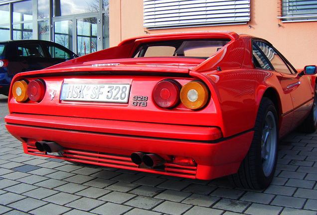 Ferrari 328 GTB