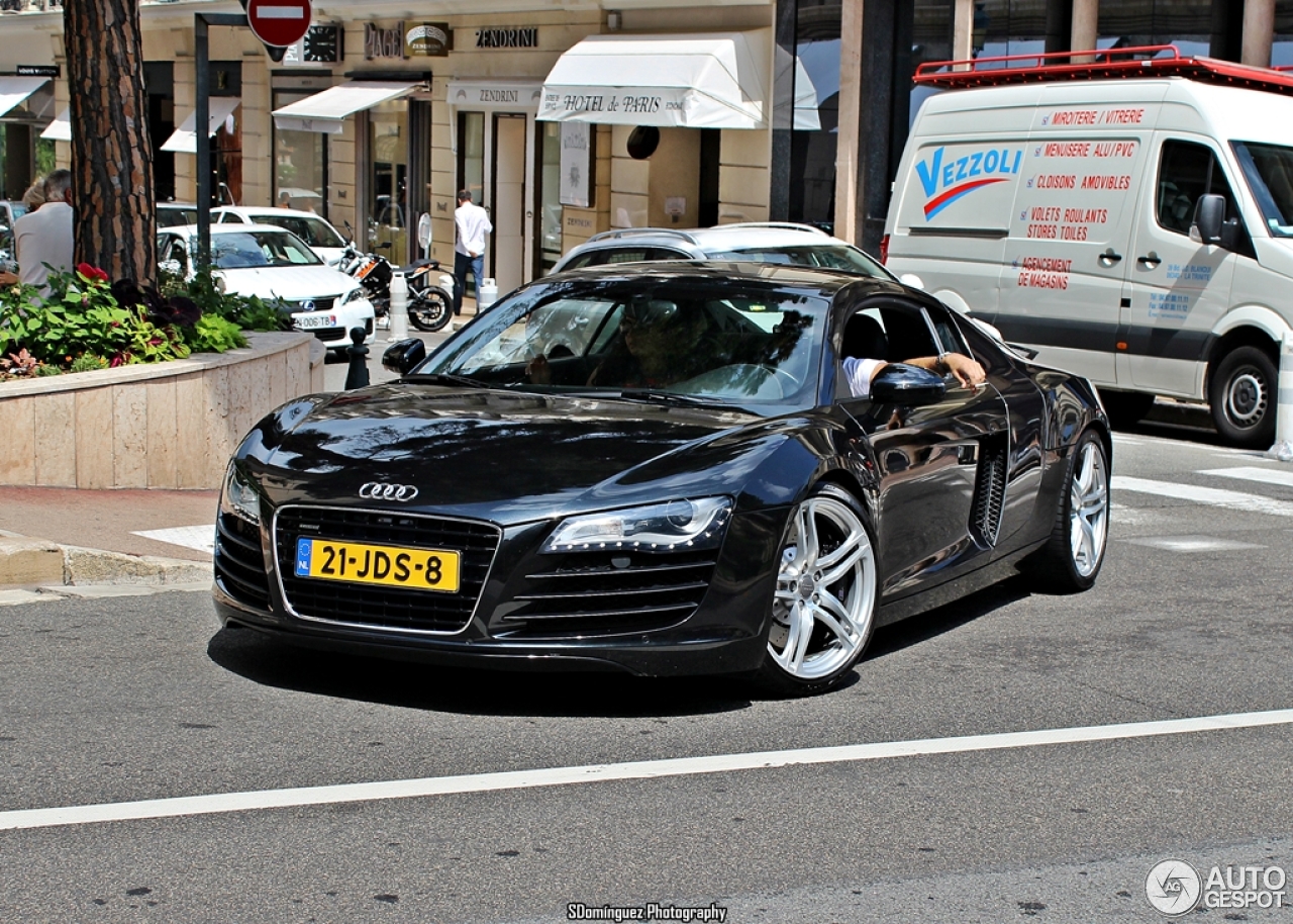 Audi R8