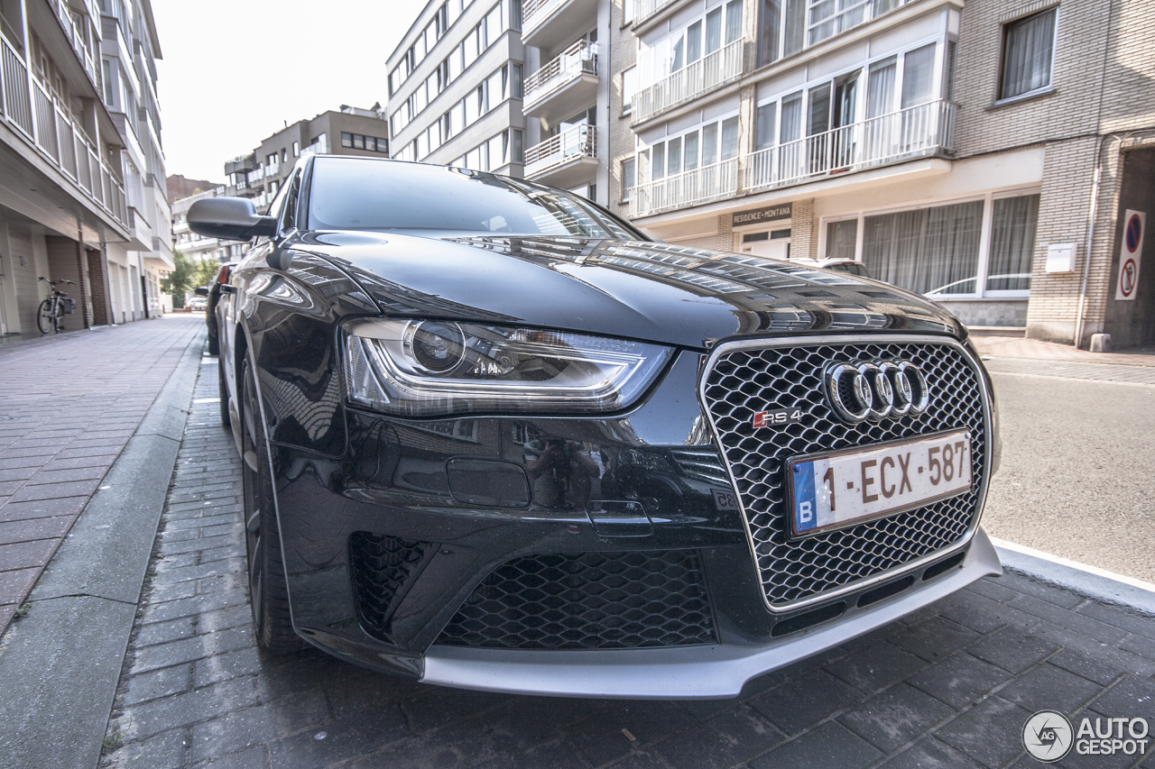 Audi RS4 Avant B8