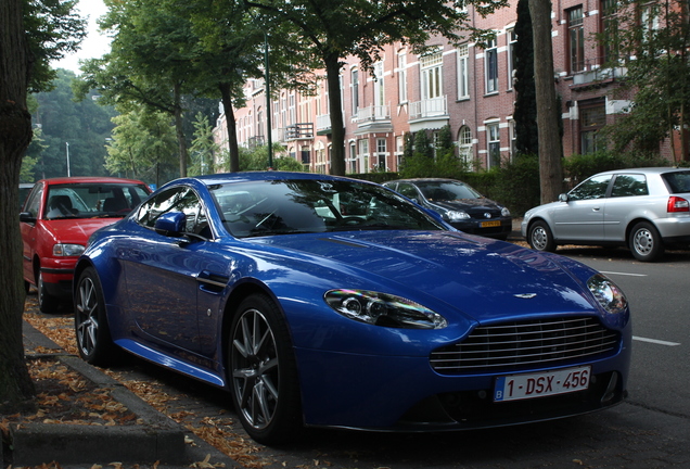 Aston Martin V8 Vantage S