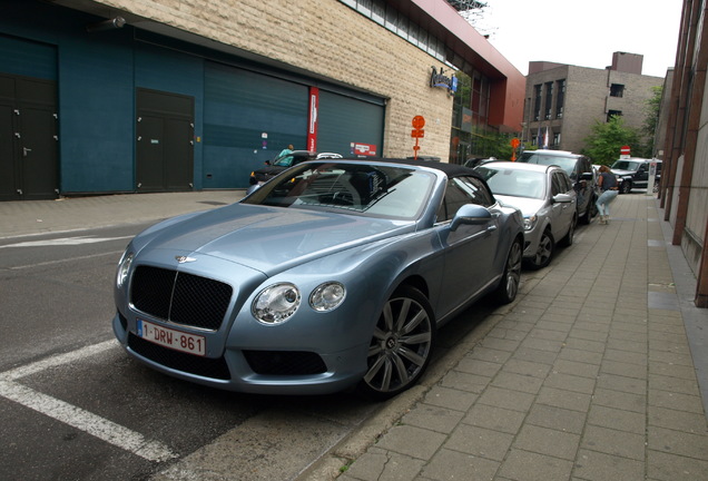 Bentley Continental GTC V8