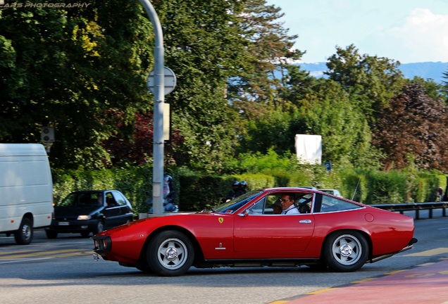 Ferrari 365 GTC/4