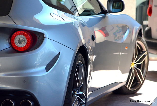 Ferrari FF