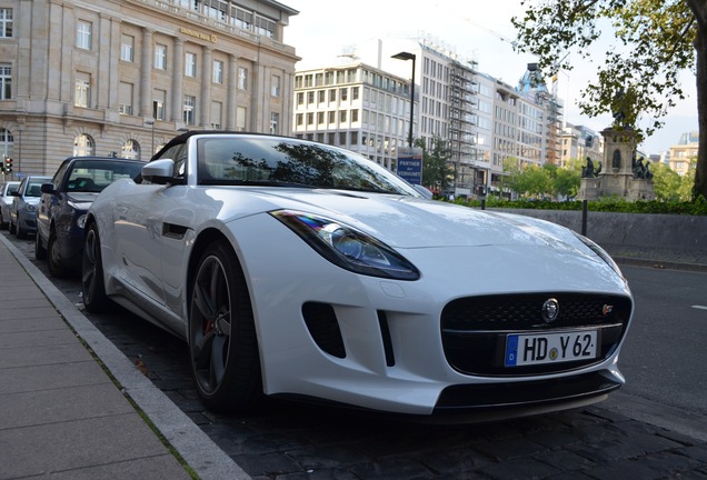 Jaguar F-TYPE S V8 Convertible