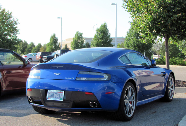 Aston Martin V8 Vantage S