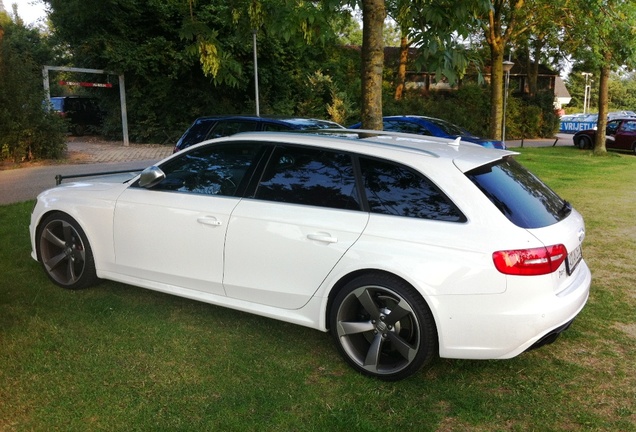 Audi RS4 Avant B8