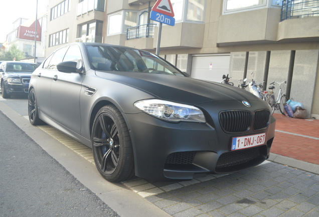 BMW M5 F10 2011