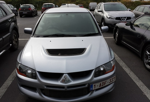 Mitsubishi Lancer Evolution VIII FQ