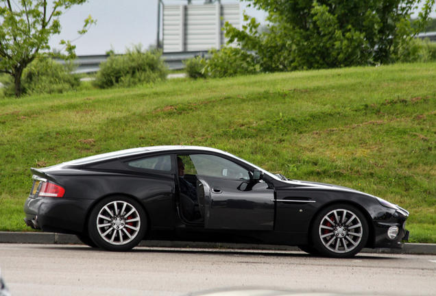 Aston Martin Vanquish