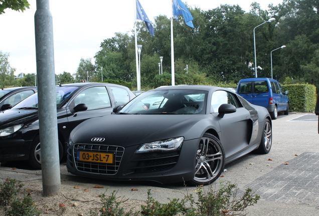 Audi R8 V10