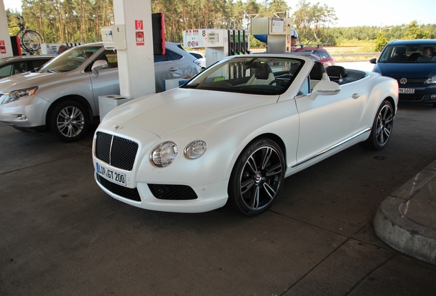 Bentley Continental GTC V8