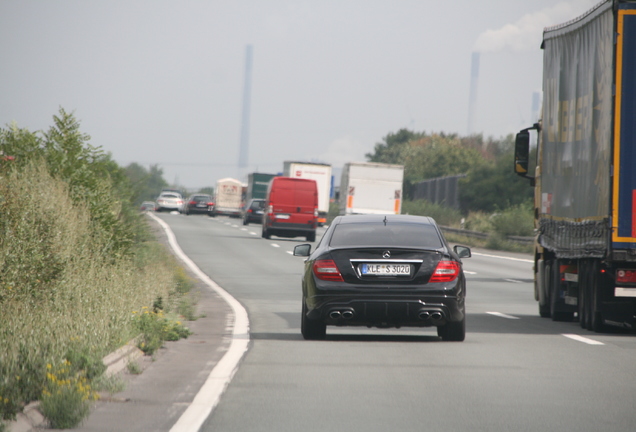 Mercedes-Benz C 63 AMG Coupé