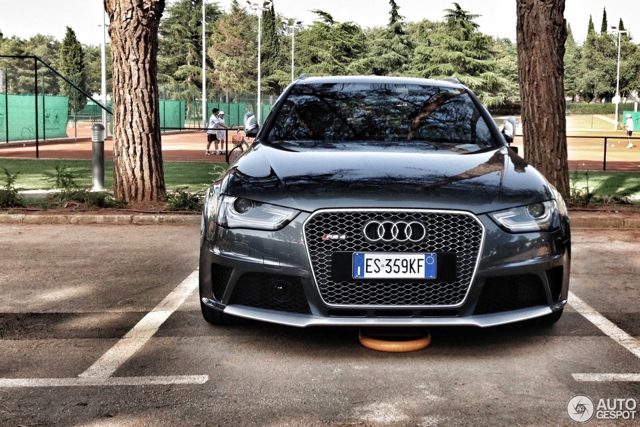 Audi RS4 Avant B8