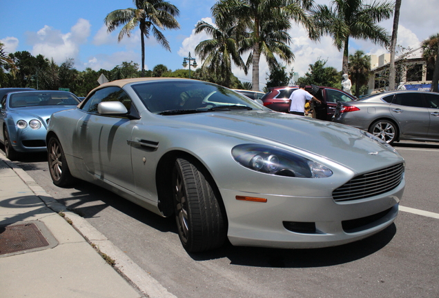 Aston Martin DB9 Volante