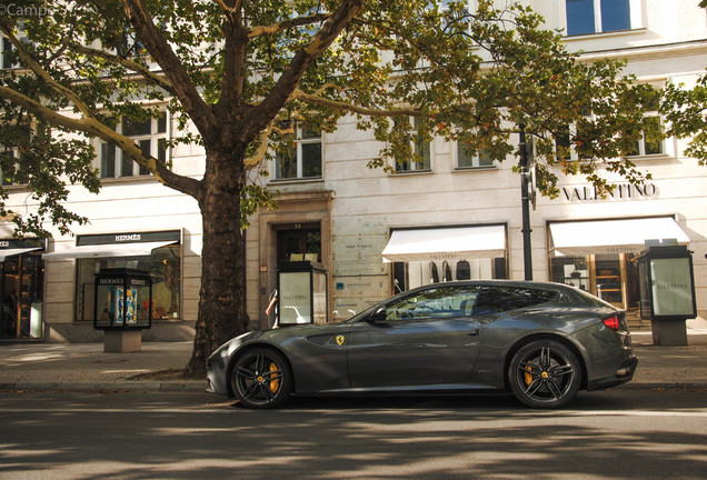 Ferrari FF