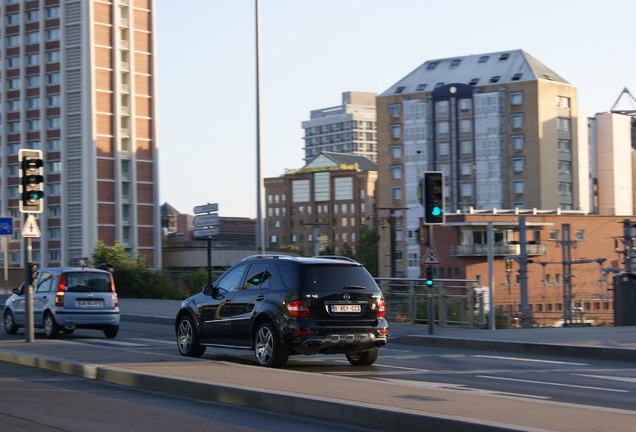 Mercedes-Benz ML 63 AMG W164 2009