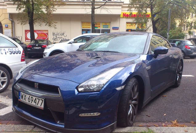 Nissan GT-R 2011