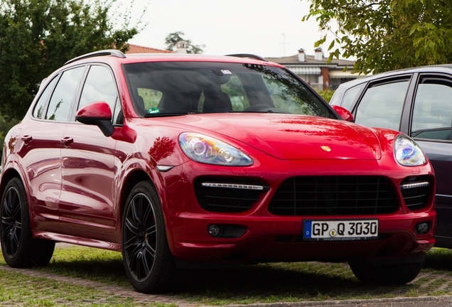 Porsche 958 Cayenne GTS