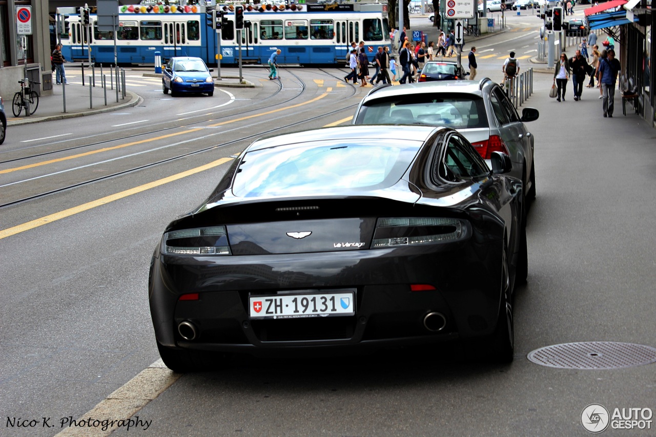 Aston Martin V12 Vantage