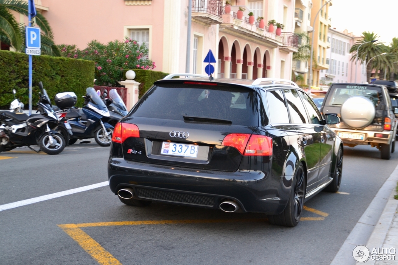 Audi RS4 Avant B7