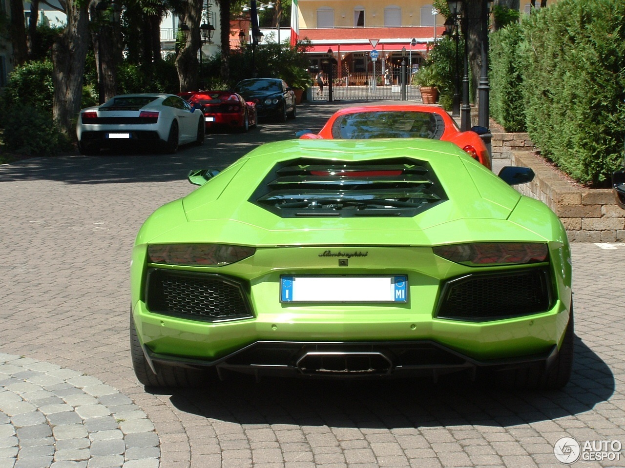 Lamborghini Aventador LP700-4
