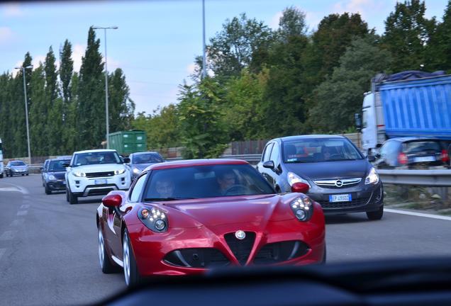 Alfa Romeo 4C Coupé