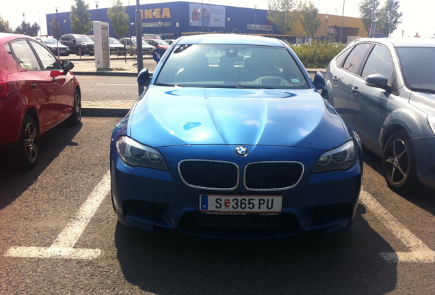 BMW M5 F10 2011