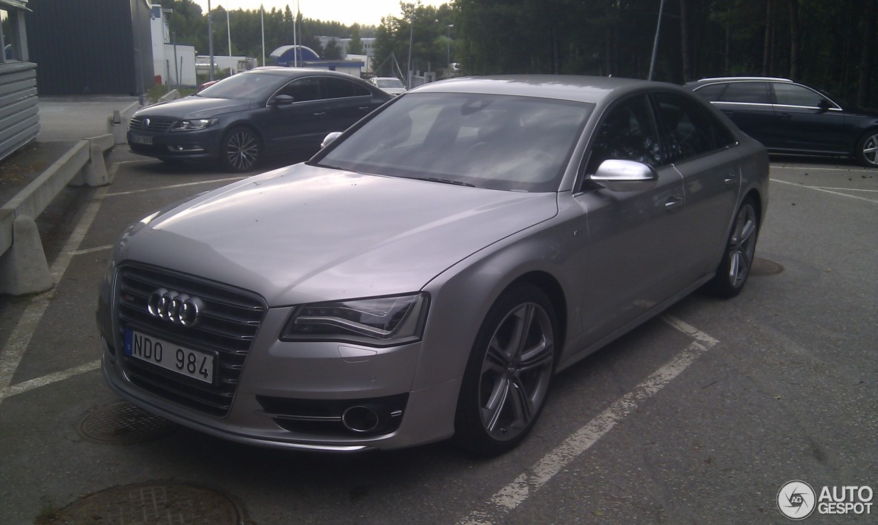 Audi S8 D4