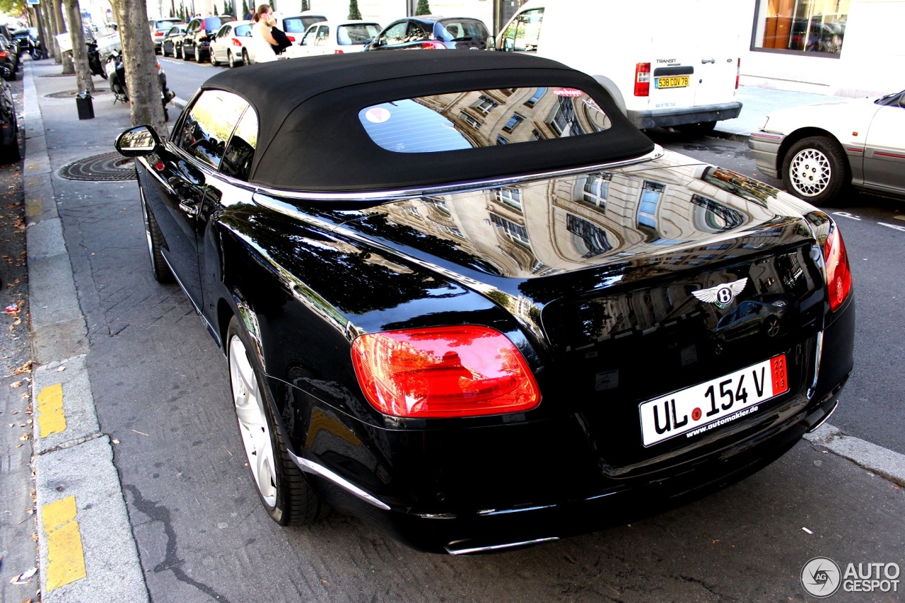 Bentley Continental GTC 2012