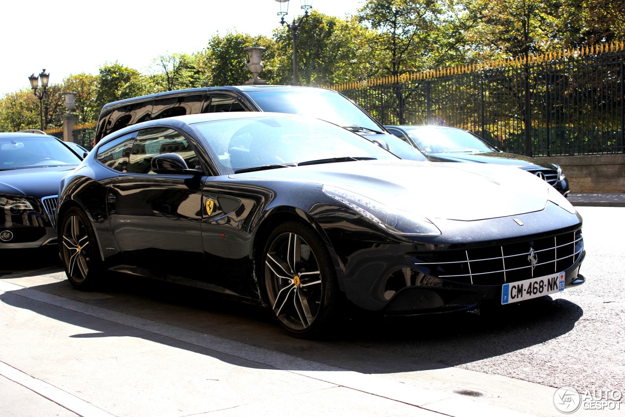 Ferrari FF