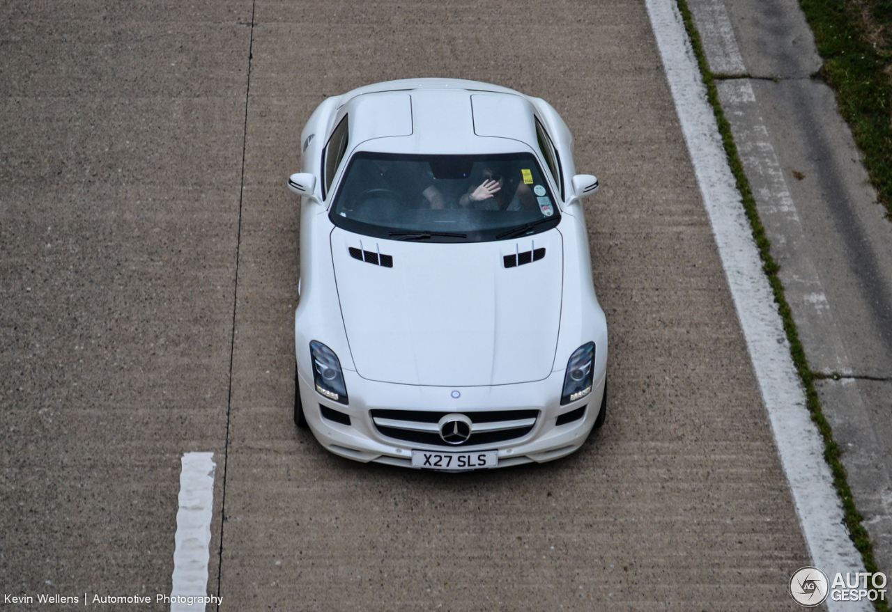 Mercedes-Benz SLS AMG