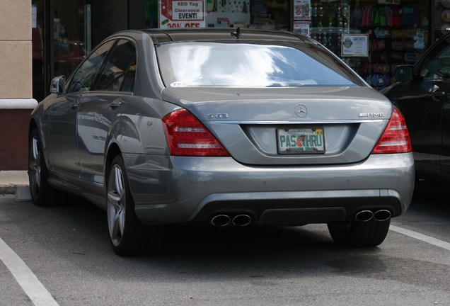 Mercedes-Benz S 63 AMG W221 2010