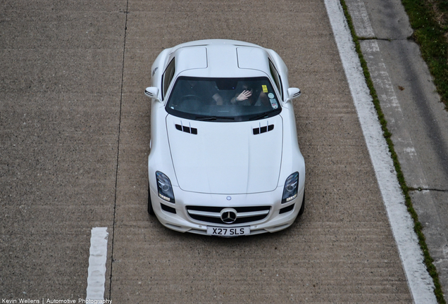 Mercedes-Benz SLS AMG