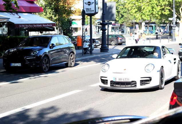 Porsche 958 Cayenne GTS