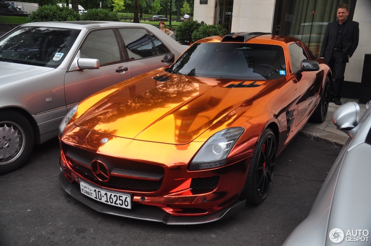 Mercedes-Benz Oakley Design SLS AMG Carbon Edition