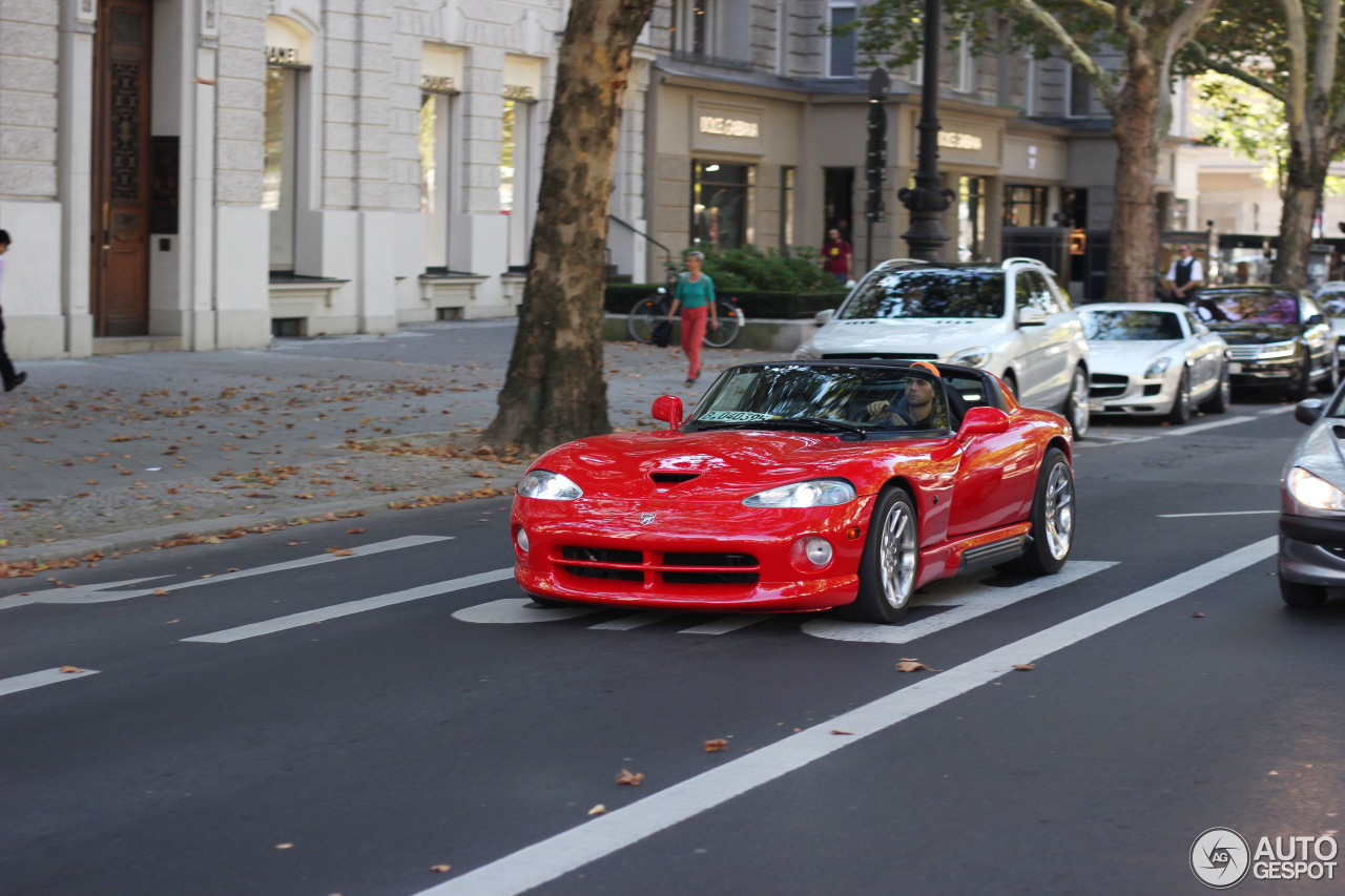 Dodge Viper RT/10 1996