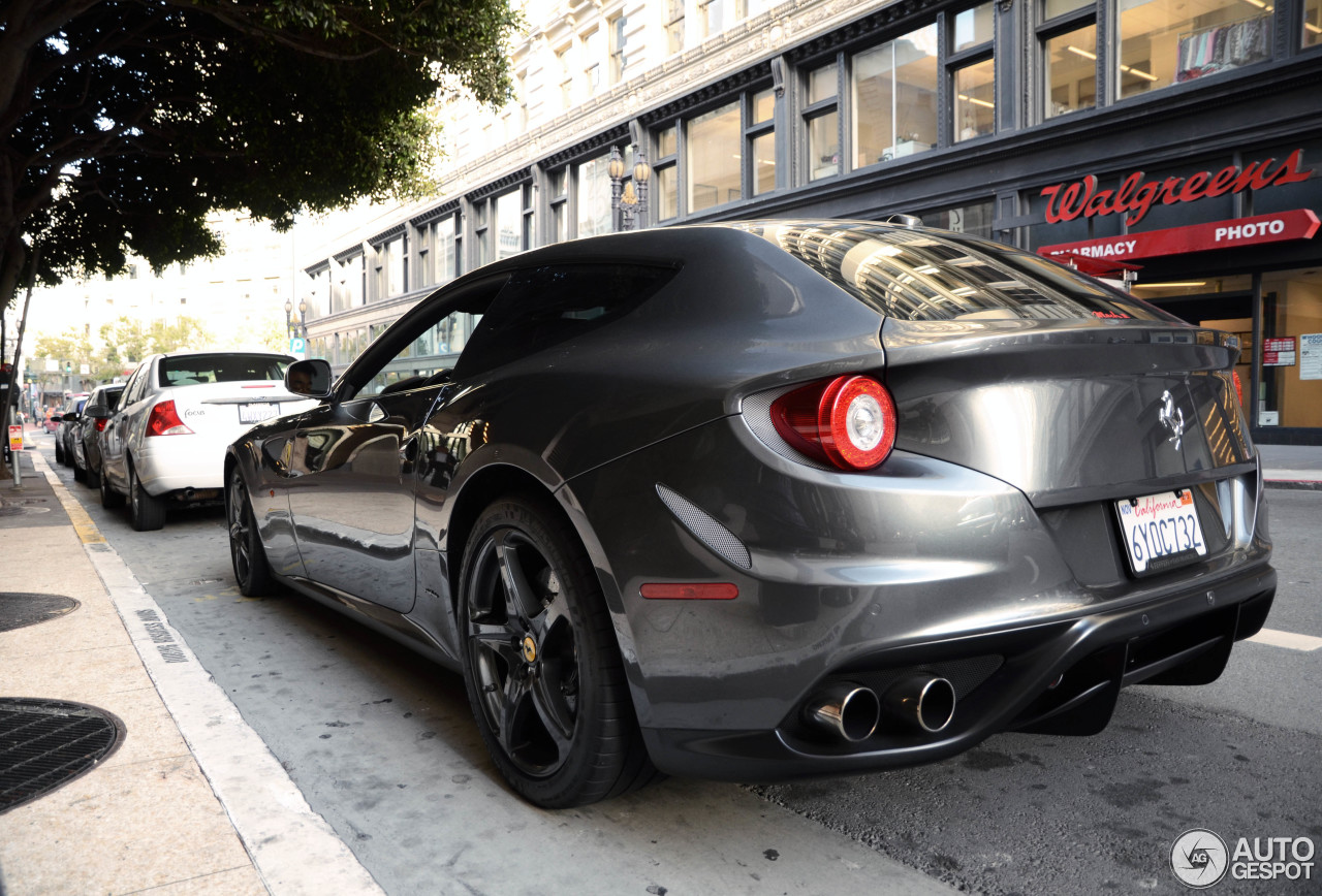 Ferrari FF