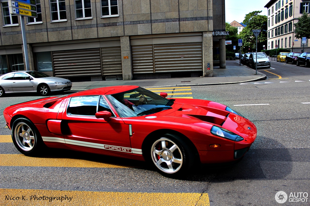 Ford GT