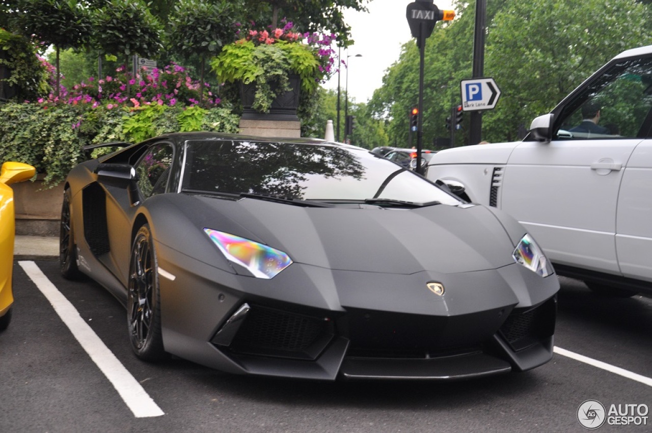 Lamborghini Aventador LP760-2 Oakley Design