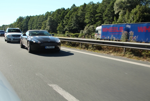 Aston Martin DB9 Volante 2010